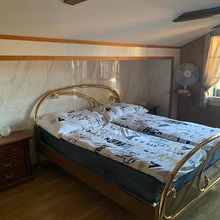 Hotel Roessli Oberried am Brienzersee Bagian luar foto